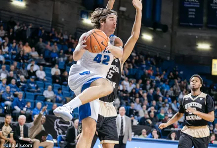 Men's Basketball Hosts International Student Appreciation Night On Tuesday Image