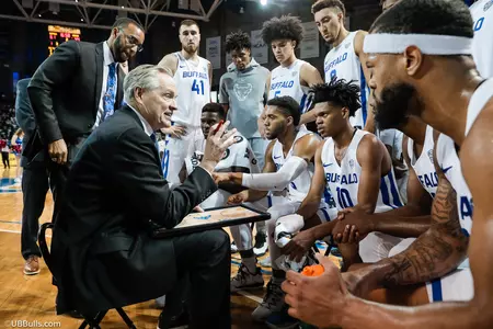 JIM WHITESELL TALKS TO THE TEAM