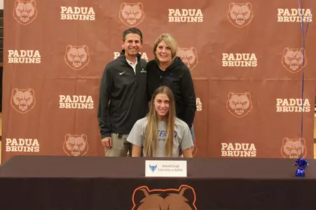 Amanda Leigh - Signing Day