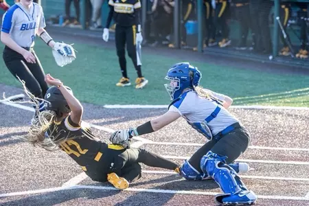 Softball at Lion Classic