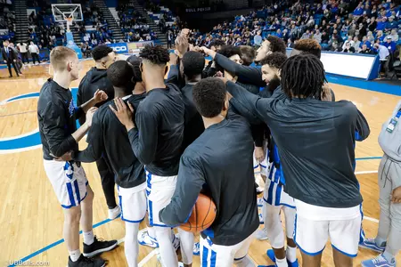 HUDDLE