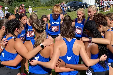 XC Women's Huddle 2023