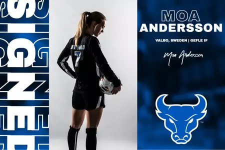 Moa Andersson Signing