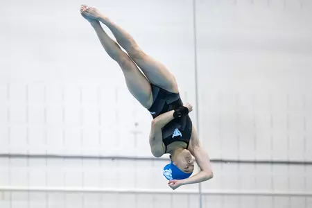 Kaylee Donovan Dive