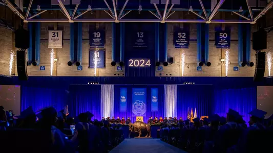 Graduation in Alumni Arena