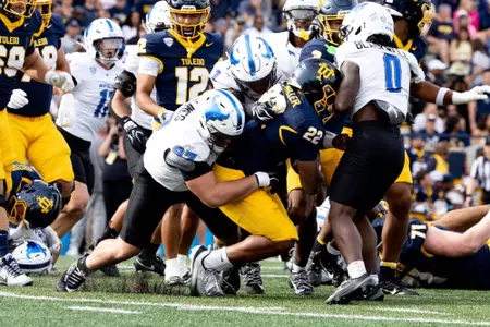 Chris Climes tackling a Toledo running back