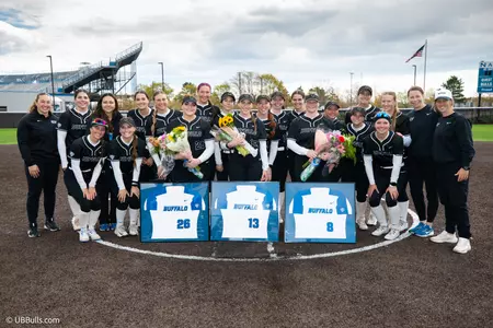 2026 SOFTBALL SENIORS WITH TEAM
