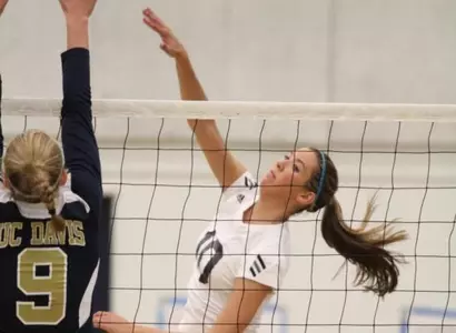 Olsen, Anteaters Tame Aggies in Four Image