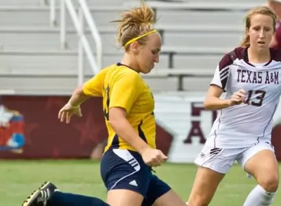 Sunday's Regular Season Finale to Salute Seniors Image