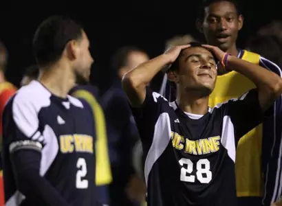 Seniors, Freshmen Come Together in Final Stretch Image