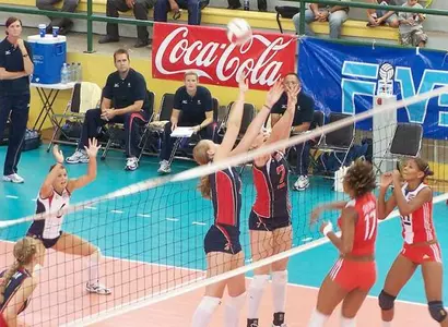 U.S. Women Down Algeria, Remain Second at World Cup Image