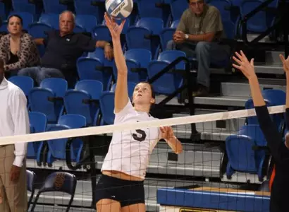 UC Irvine's Squires Earns All-Big West Honorable Mention Accolades Image