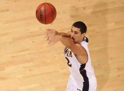 UC Irvine Falls to Alaska-Anchorage, 77-63, at Great Alaska Shootout Image