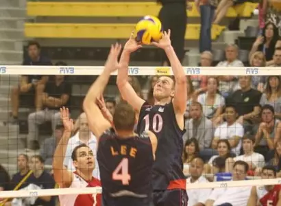 U.S. Men's Volleyball Heads Into Final Stretch Of World Cup With Win Over Japan Image