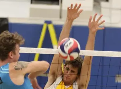 UC Irvine Hosts Two Exhibition Matches This Week Image