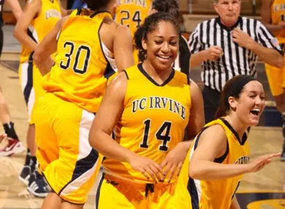UC Irvine Scores Final 10 Points To Defeat Santa Clara, 88-82 Image