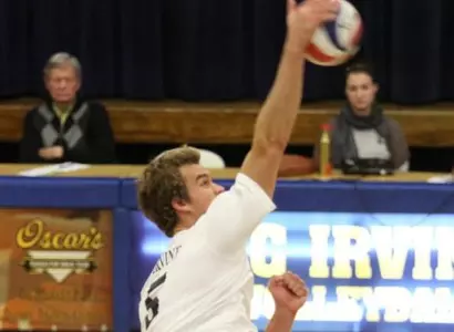 University of Alberta Downs UC Irvine, 3-2 Image