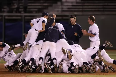 No. 10 UC Irvine Ends Season With Fourth 40-Win Season Image