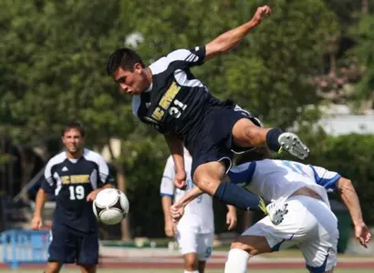 Anteaters Detour to No. 21 Louisville, Cal State Fullerton Image