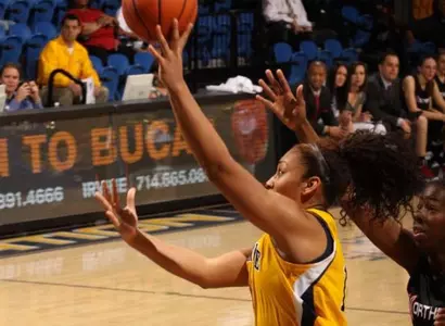 Cal State Fullerton Downs UC Irvine, 58-44 Image