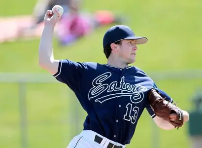 Slaught, Ferragamo Handle Lamar In Anteater Win Image