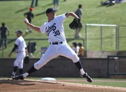 Thurman Quiets No. 12 Cal State Fullerton Image