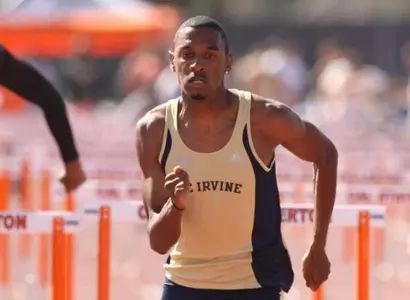 Jacob Yowell Finishes 7th in 400 Hurdles at Mt. SAC Relays Image