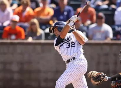 Anteaters Edged By No. 21 San Diego Image
