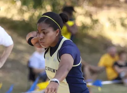 Aikhionbare, Schneider Lead UC Irvine Saturday in Albuquerque Image