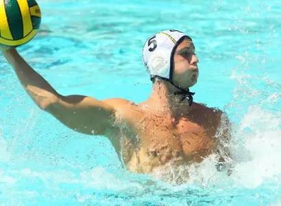 Late Flurry Leads UC Irvine Past Pepperdine, 7-6 Image