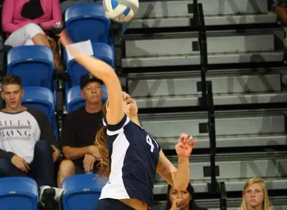Pickrell, Manz Post Career-Highs To Lead UC Irvine To Comeback Win Over UC Davis Image