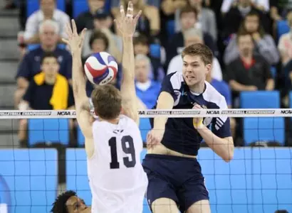 No. 1 UC Irvine Heads To The Midwest for Trio Of Matches Image