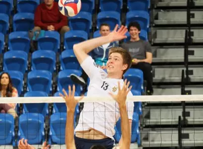 Tillie; Mehring Lead No. 1 UC Irvine To 3-2 VIctory Over No. 11 Hawaii Image