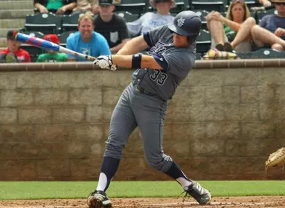 Spencer Drives In Game-Tying, Winning Runs As UC Irvine Sweeps Aggies Image