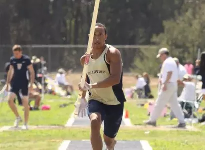 Nick Jennings Places 3rd in Pole Vault at Big West Meet Image