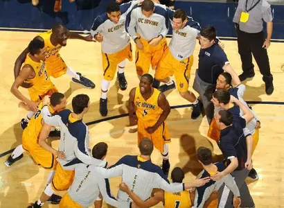 Chris McNealy Leads 'Eaters Past Titans, 72-54 Image