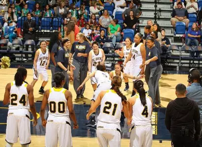 UC Irvine Hits The Road To Battle Cal State Northridge, Hawaii Image