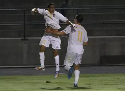Second Half Surge Provides 2-0 Win for No. 11 Anteaters Image