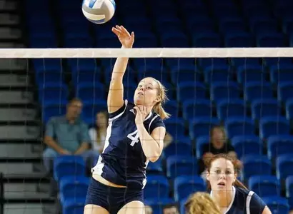 Pickrell Ties Career-High In Kills As Anteaters Win Five In A Row Image