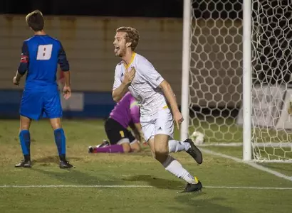 Five-Goal Flurry Favors Anteaters in Big West Semifinal Image