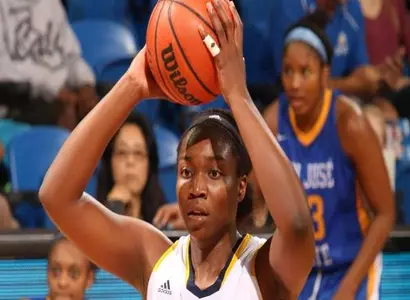 South Dakota Dominates UC Irvine, 96-52 Image