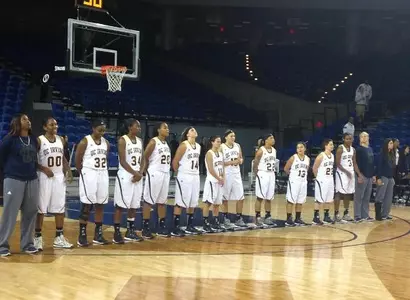 New Faces Help UC Irvine To A 77-63 Exhibition Victory Over Cal Lutheran Image