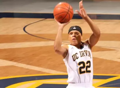 Busy Week For Women's Basketball Image