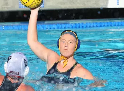 Fourth Quarter Fuels Anteater Victory Image