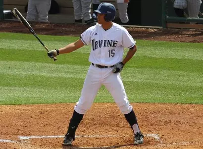 Antelopes Pounce On Anteaters In Series Finale Image