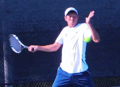 Anteaters Break UNLV, 5-2 Image