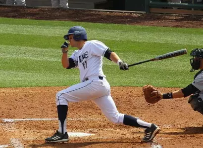 Anteater Rally Falls Short as No. 21 UC Irvine Loses to San Diego State Image