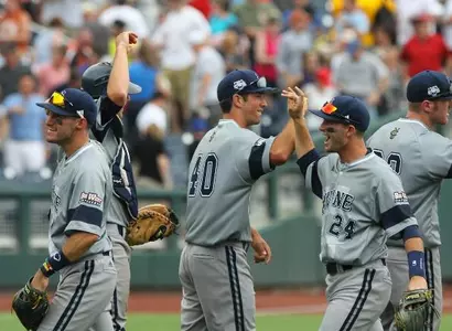 Eighth-Inning Sparks Carry UC Irvine Past Texas Image