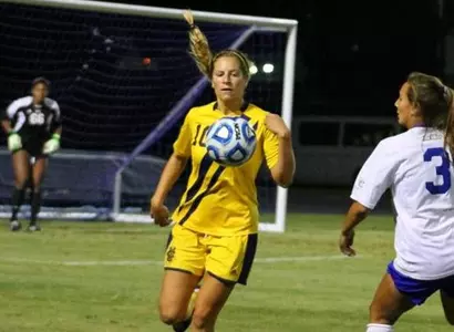 Hoosiers Outduel Anteaters in Overtime, 2-1 Image