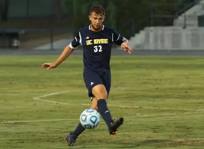 No. 9 Anteaters Rock Mountaineers in Scoring Rampage Image
